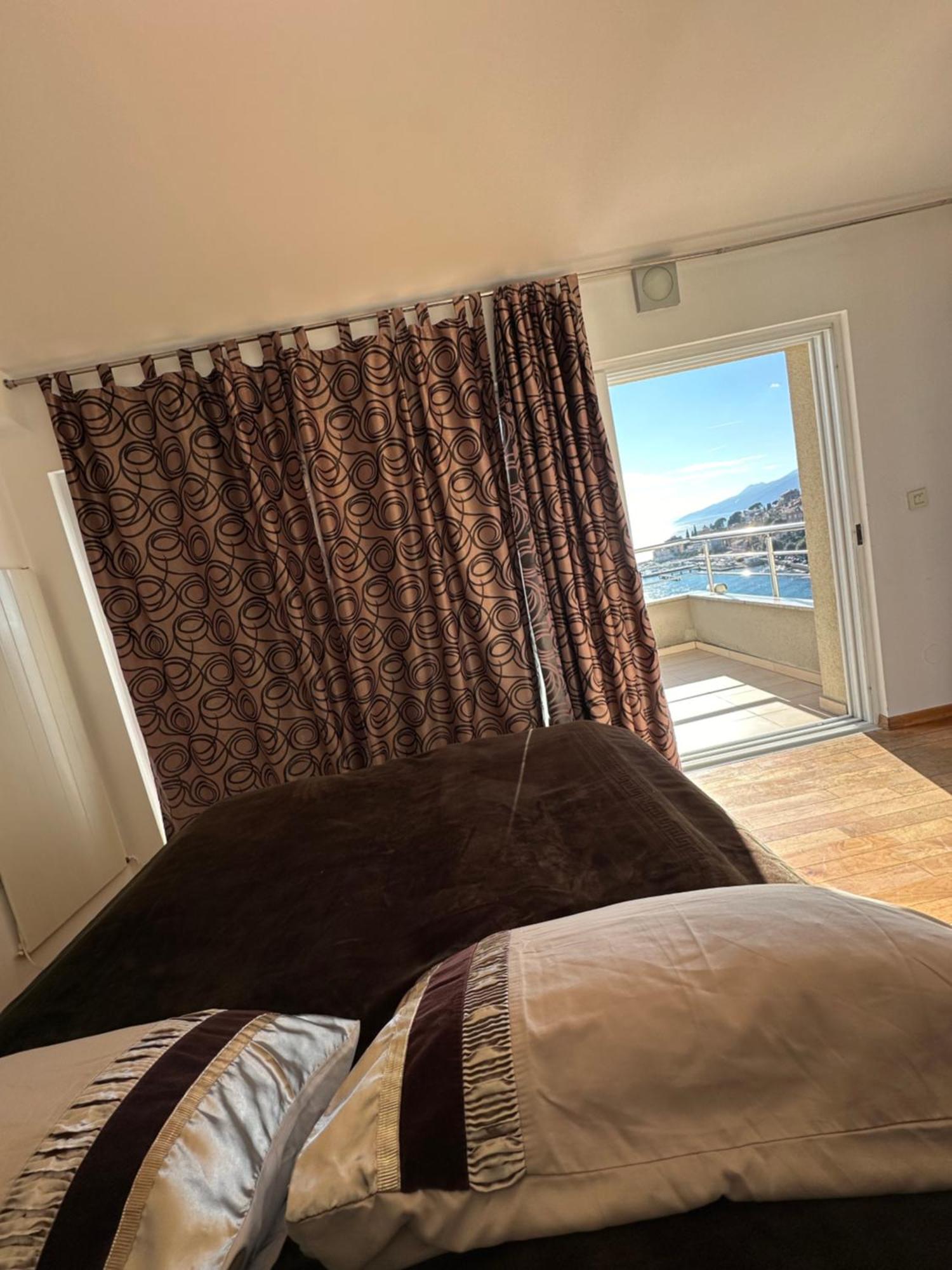 Villa Dinka Vip Apartmani Abbázia Kültér fotó