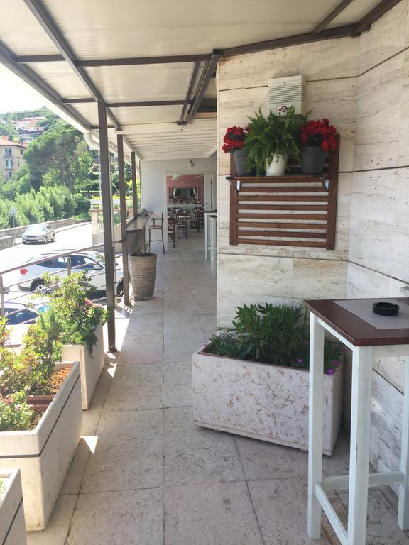 Villa Dinka Vip Apartmani Abbázia Kültér fotó