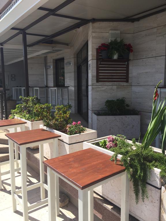 Villa Dinka Vip Apartmani Abbázia Kültér fotó