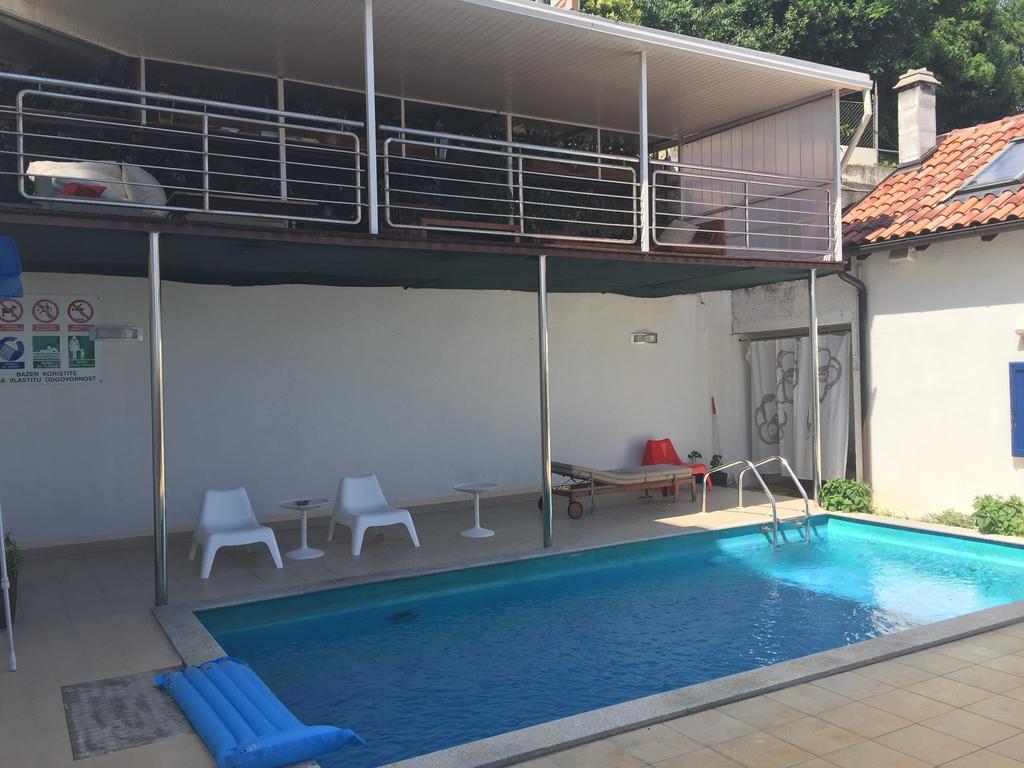 Villa Dinka Vip Apartmani Abbázia Kültér fotó