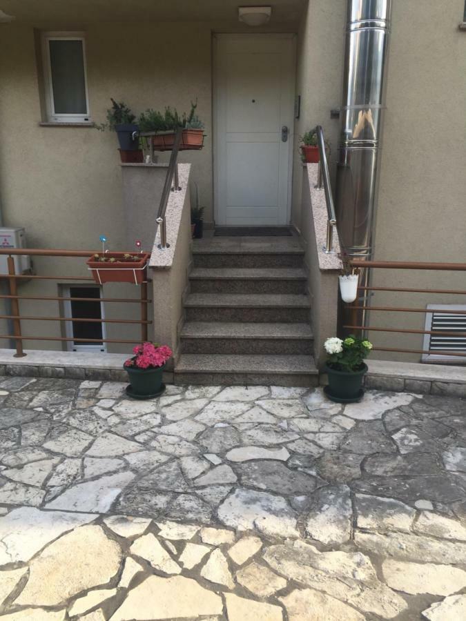 Villa Dinka Vip Apartmani Abbázia Kültér fotó